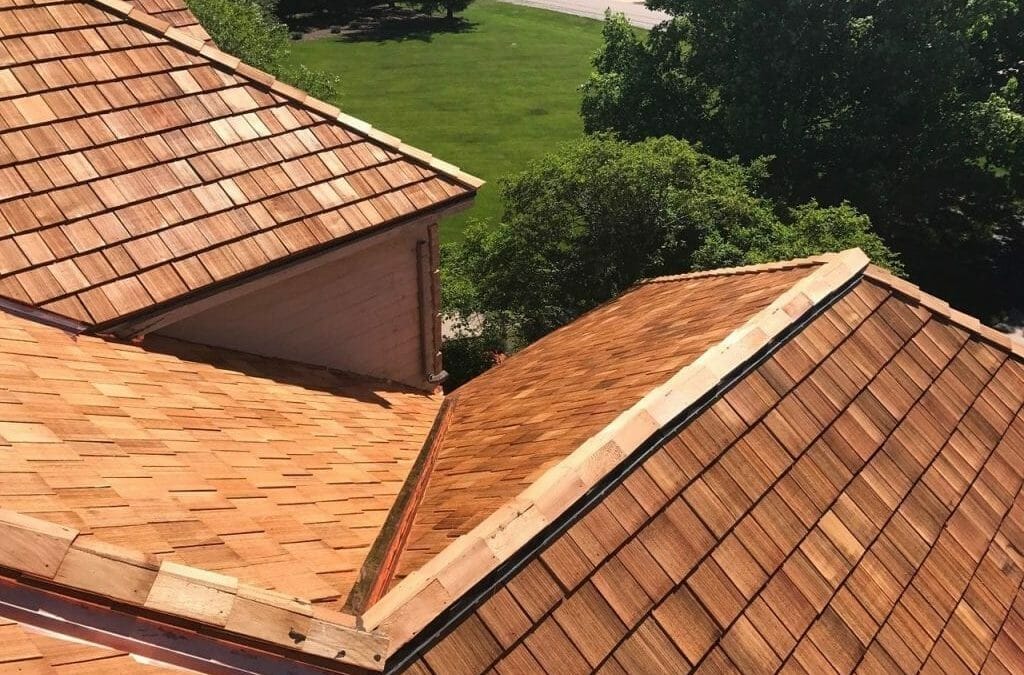 5 Advantages Of A Cedar Roof Material