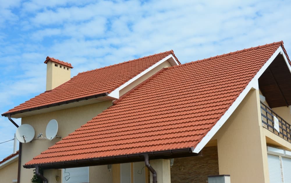 Clay Vs. Concrete Roof Tiles